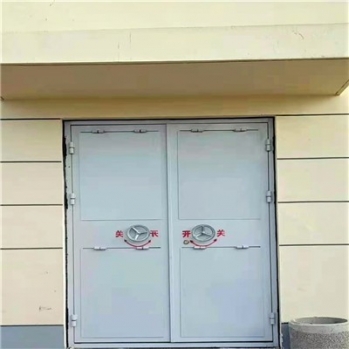 化工廠洩爆門